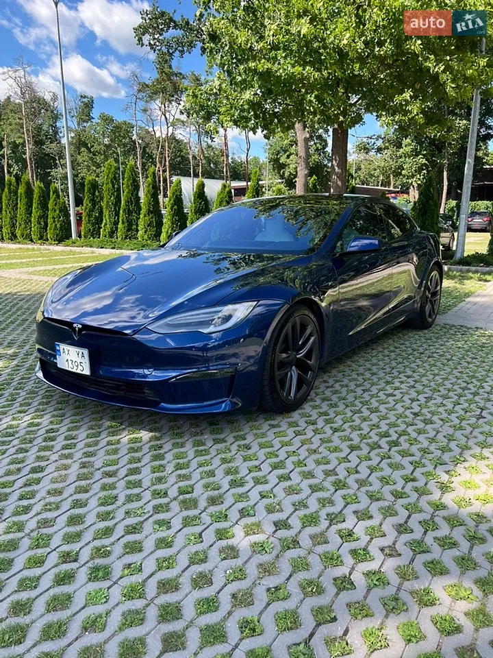 Tesla Model S 2022
