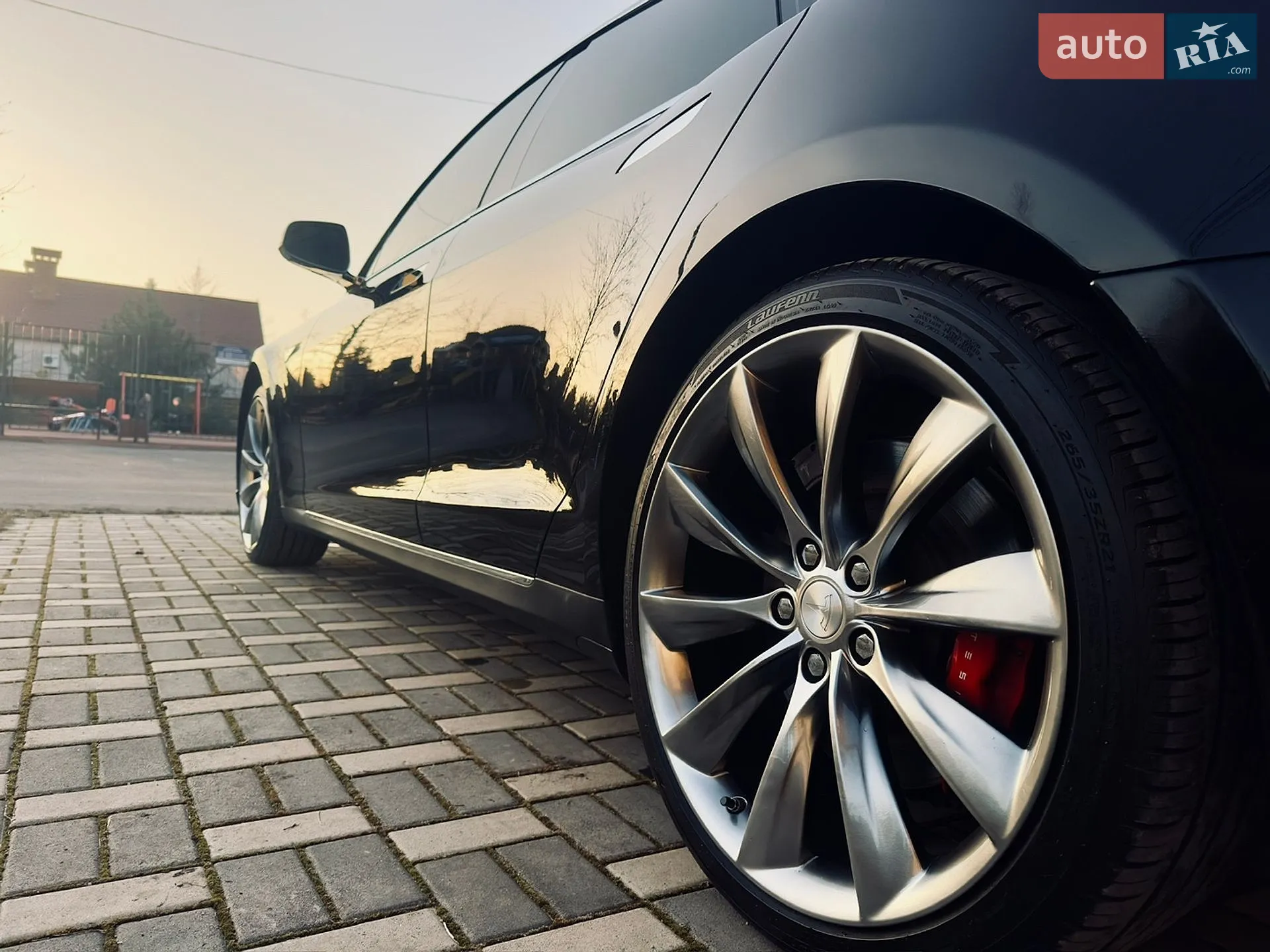 2014 Tesla Model S - мініатюра 14