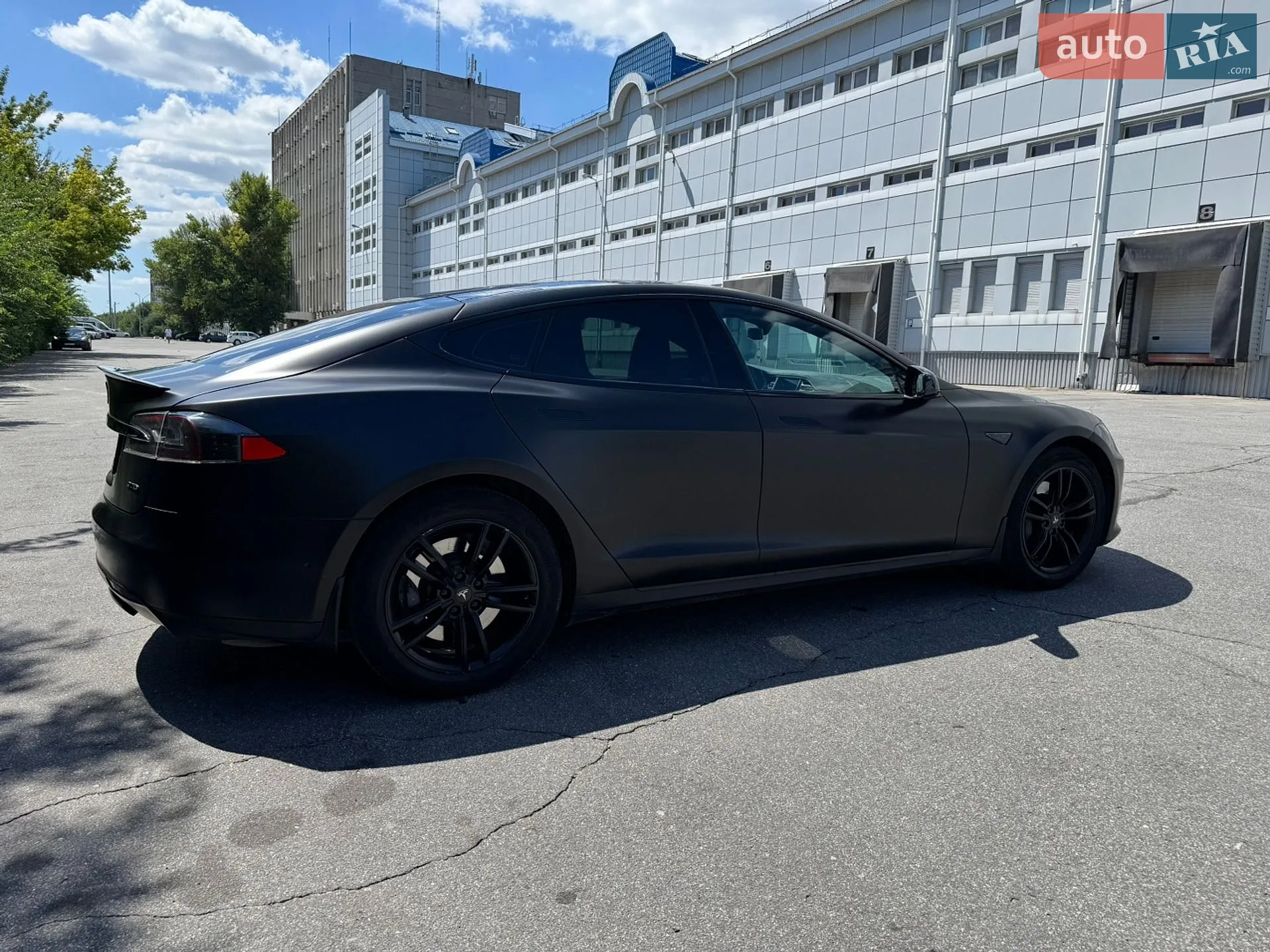 2015 Tesla Model S - мініатюра 12