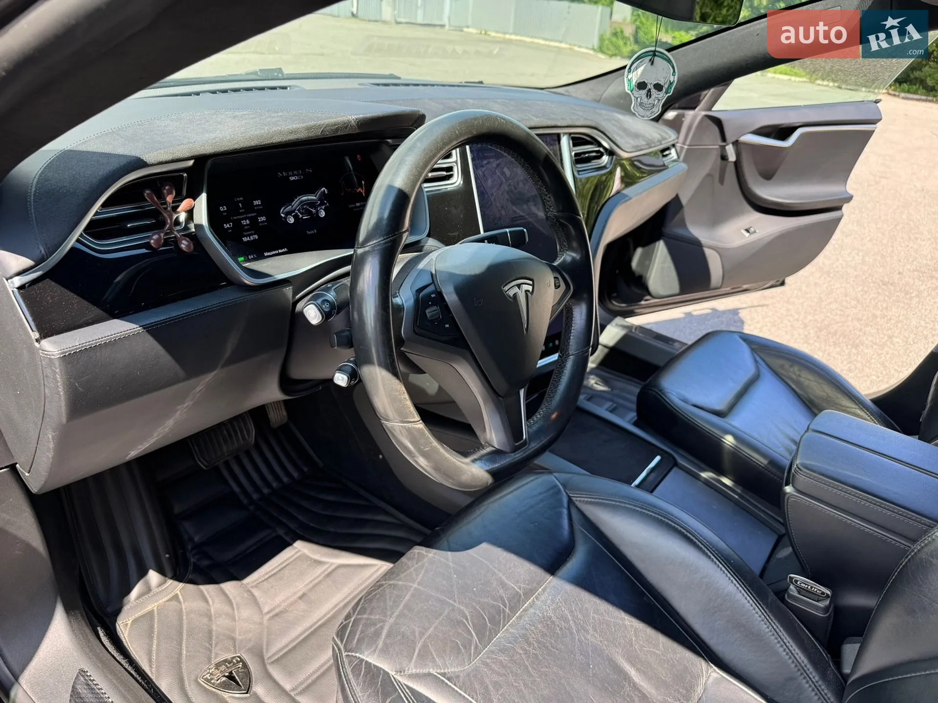 2015 Tesla Model S - мініатюра 20