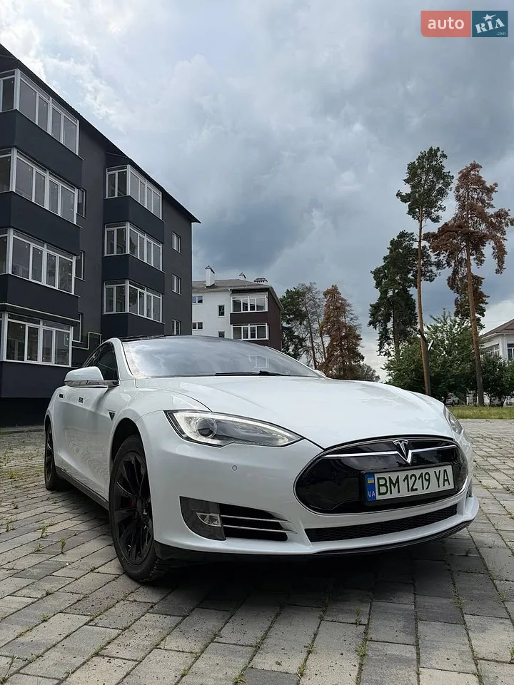 2015 Tesla Model S - мініатюра 32