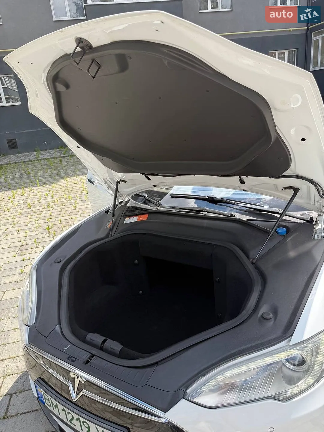 2014 Tesla Model S - мініатюра 18