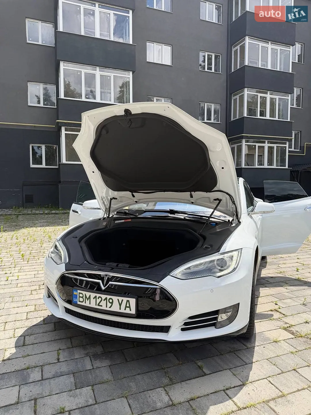 2014 Tesla Model S - мініатюра 23
