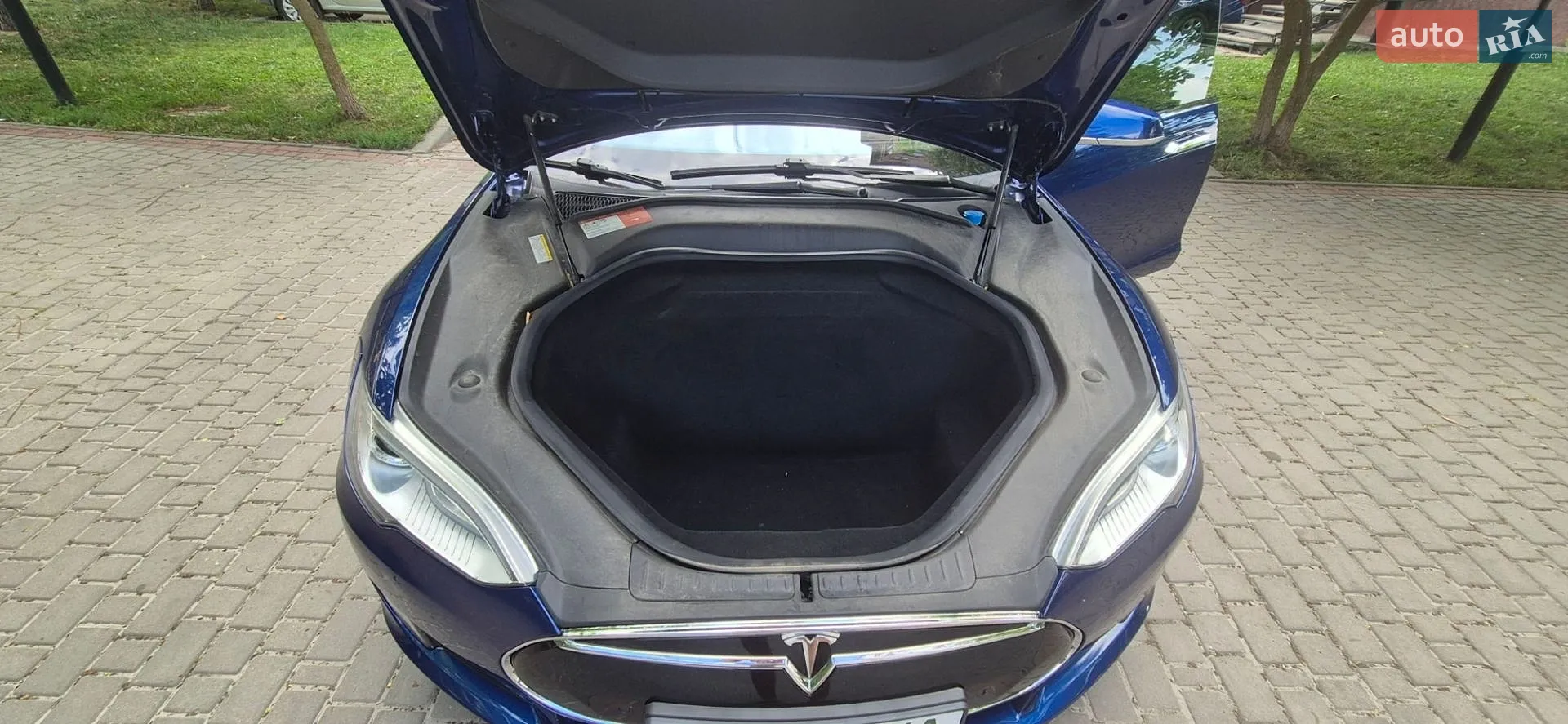 2015 Tesla Model S - мініатюра 10