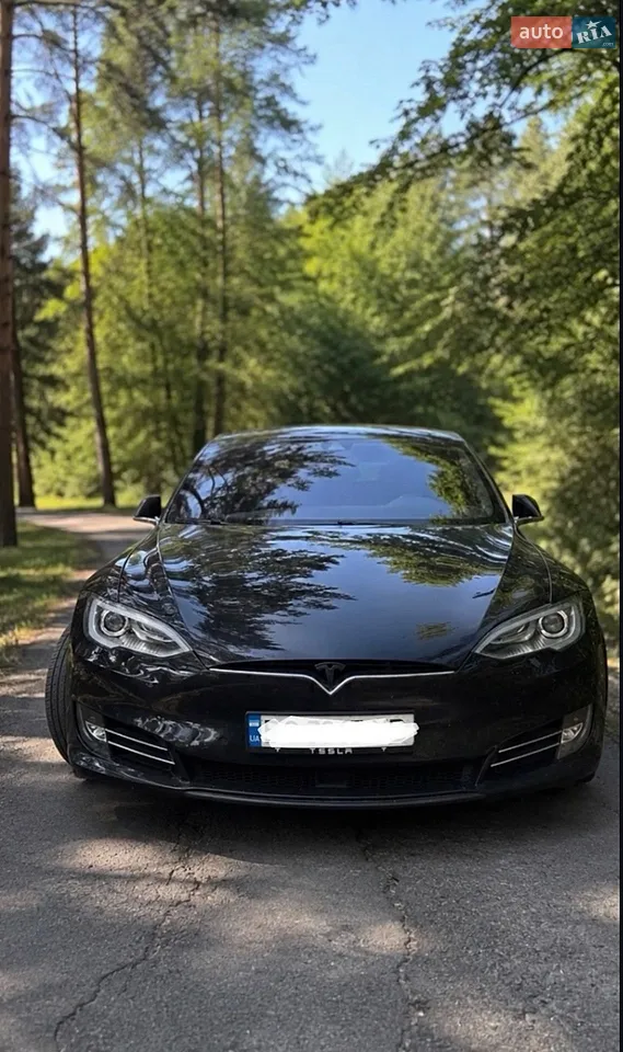 2015 Tesla Model S - мініатюра 12