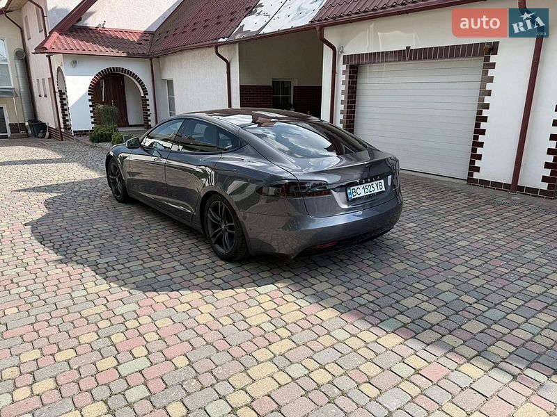 Ліфтбек Tesla Model S 2020 в Самборі