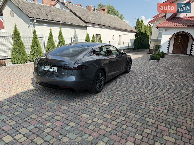 Ліфтбек Tesla Model S 2020 в Самборі