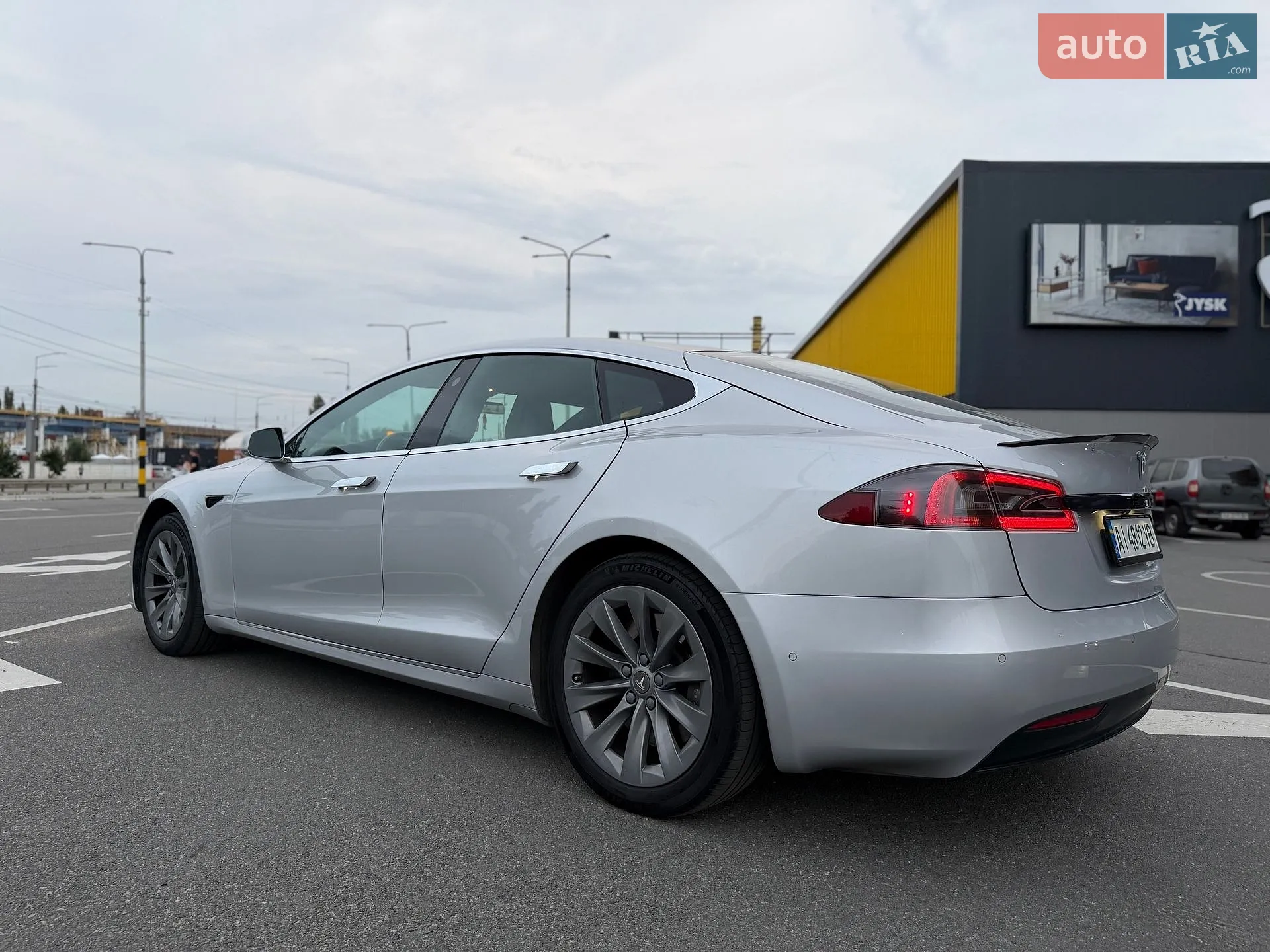 2017 Tesla Model S - мініатюра 9