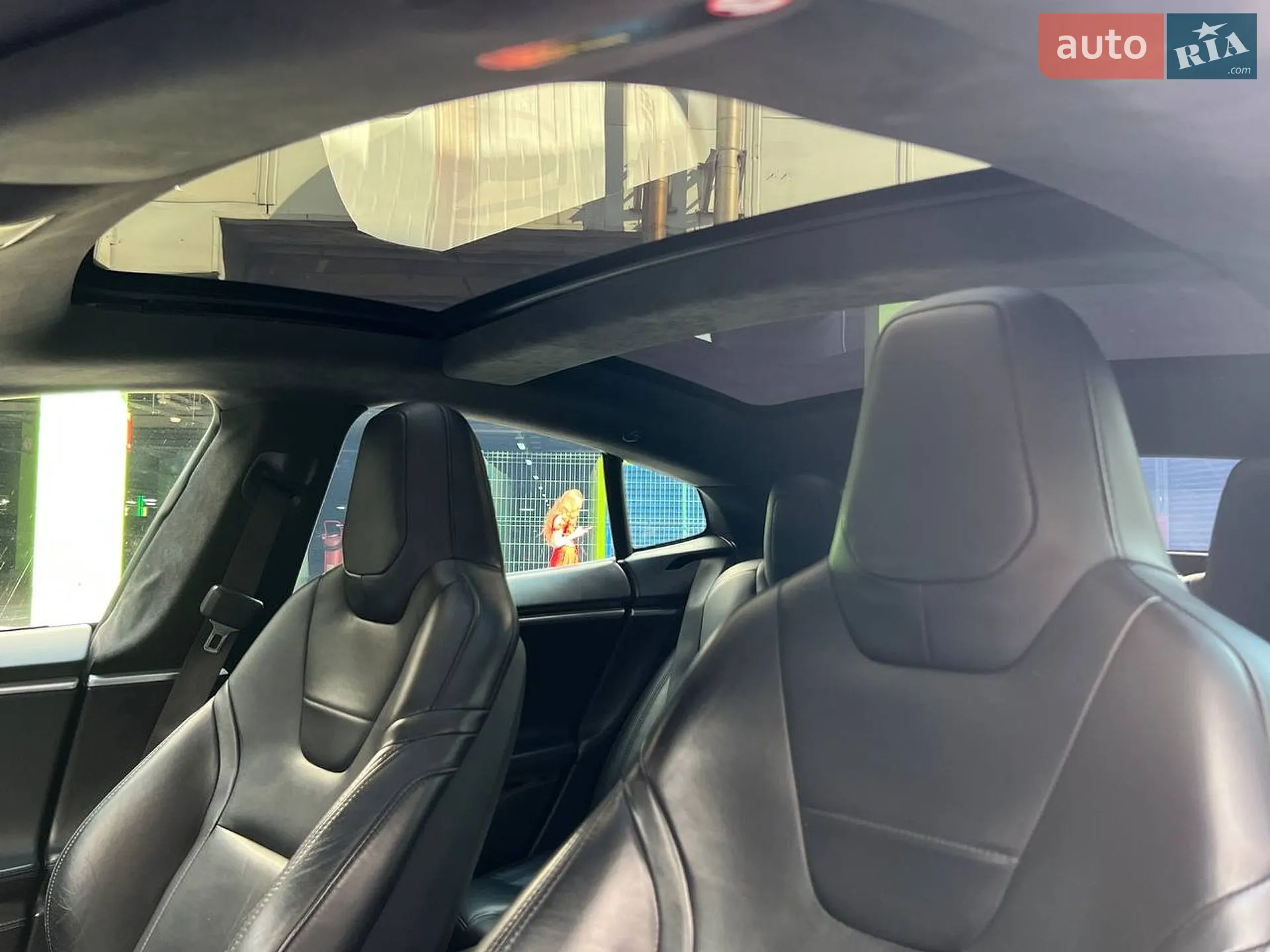 2015 Tesla Model S - мініатюра 19