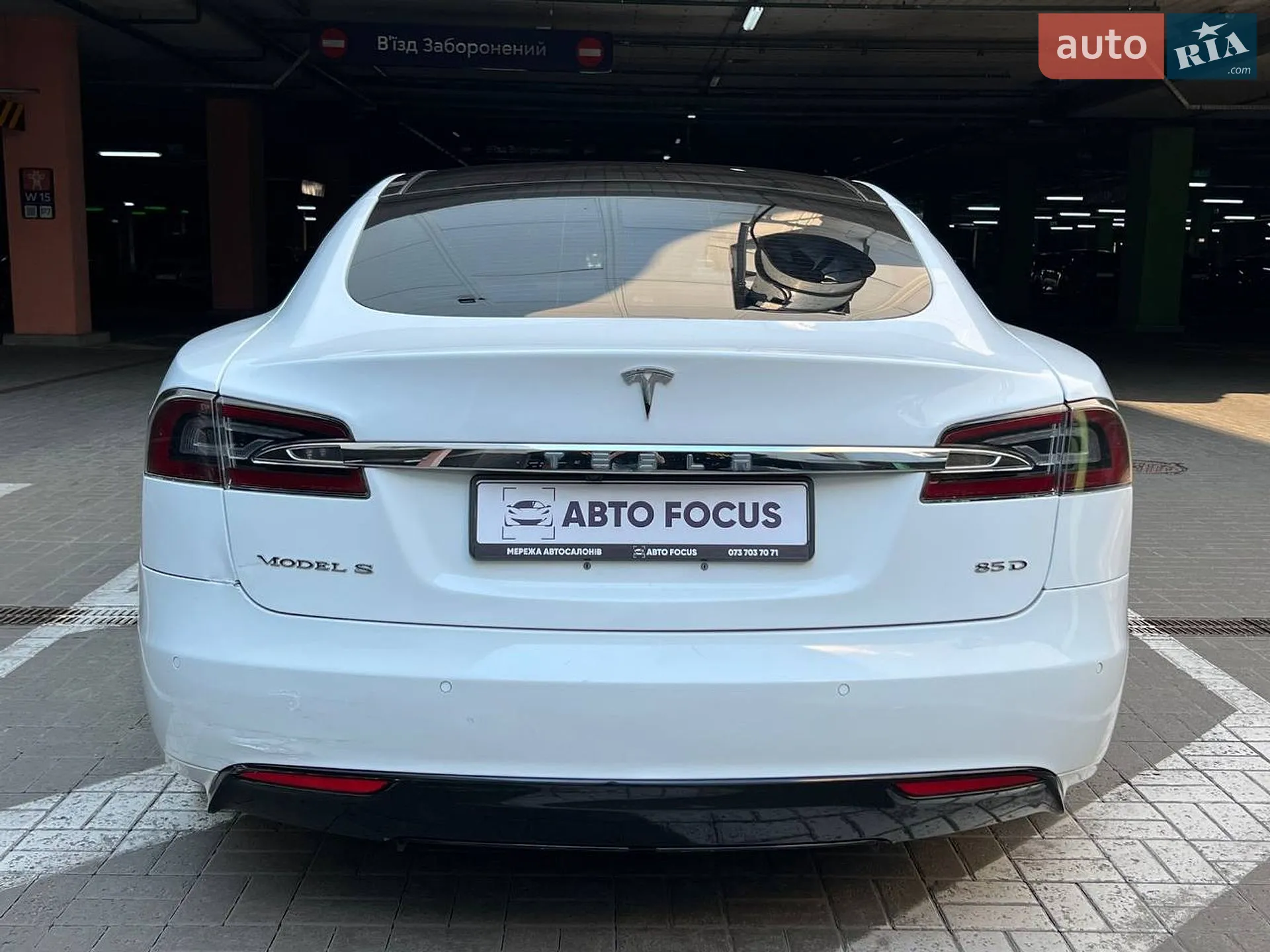 2015 Tesla Model S - мініатюра 6