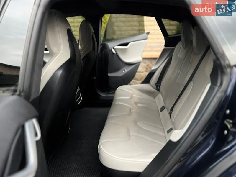 Лифтбек Tesla Model S 2014 в Виннице фото 14 Лифтбек Tesla Model S 2014 в Виннице