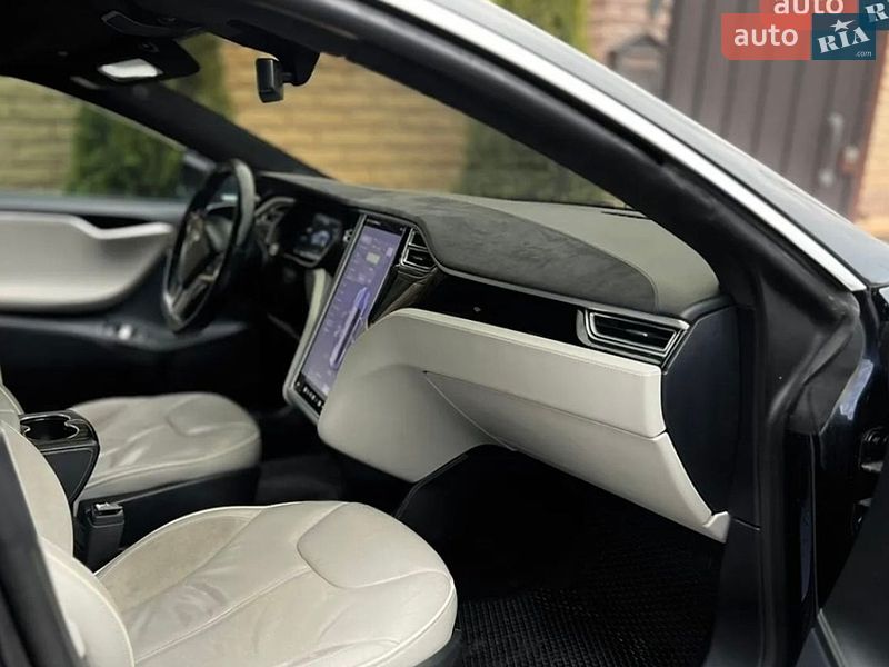 Лифтбек Tesla Model S 2014 в Виннице фото 25 Лифтбек Tesla Model S 2014 в Виннице