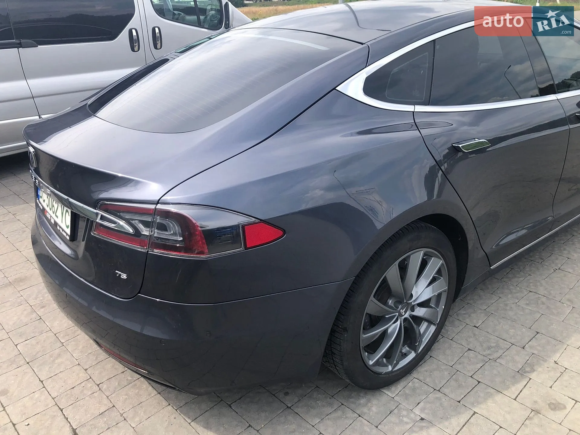 2016 Tesla Model S - мініатюра 9