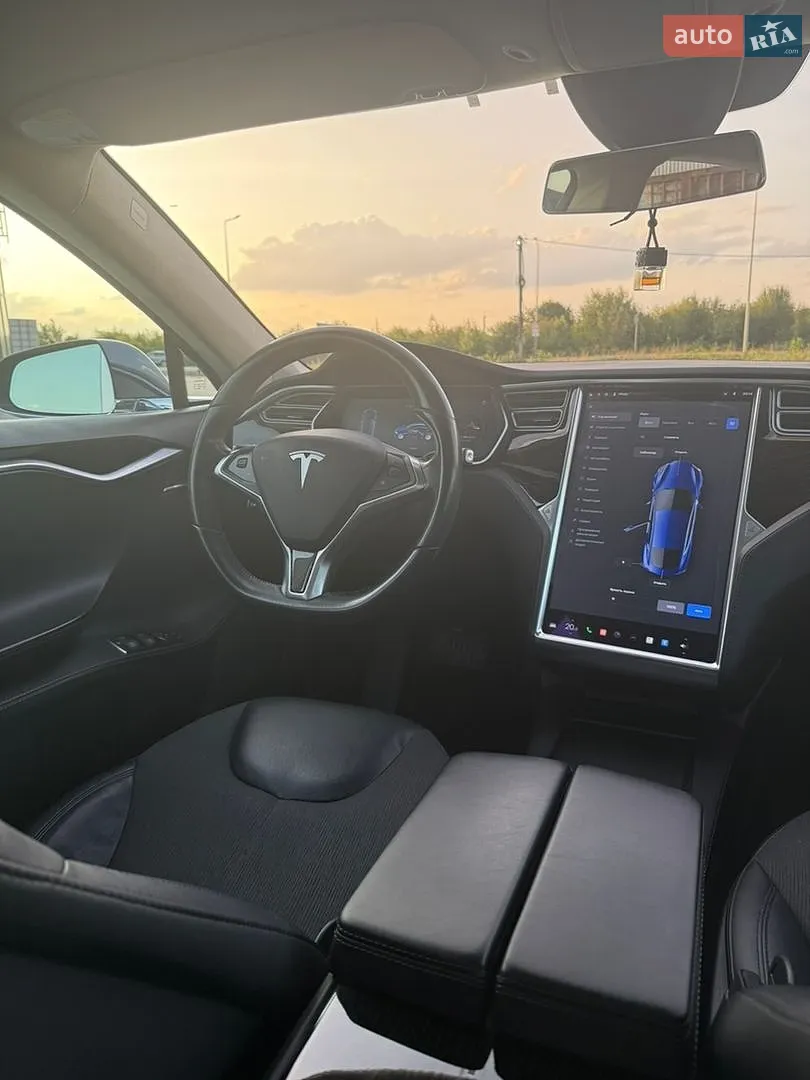 2016 Tesla Model S - мініатюра 9