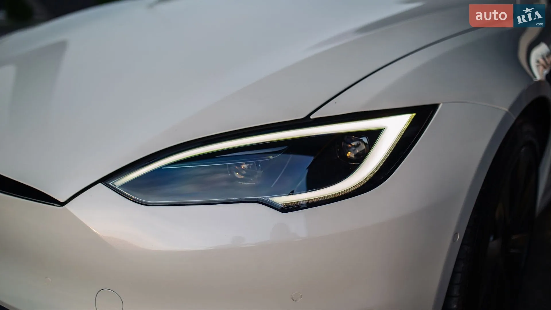 2022 Tesla Model S - мініатюра 39