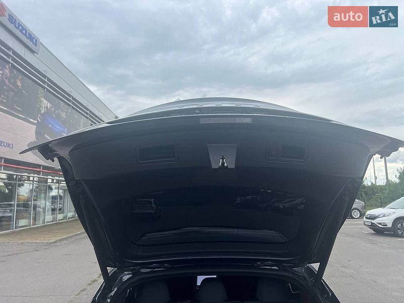 Лифтбек Tesla Model S 2020 в Полтаве фото 16 Лифтбек Tesla Model S 2020 в Полтаве