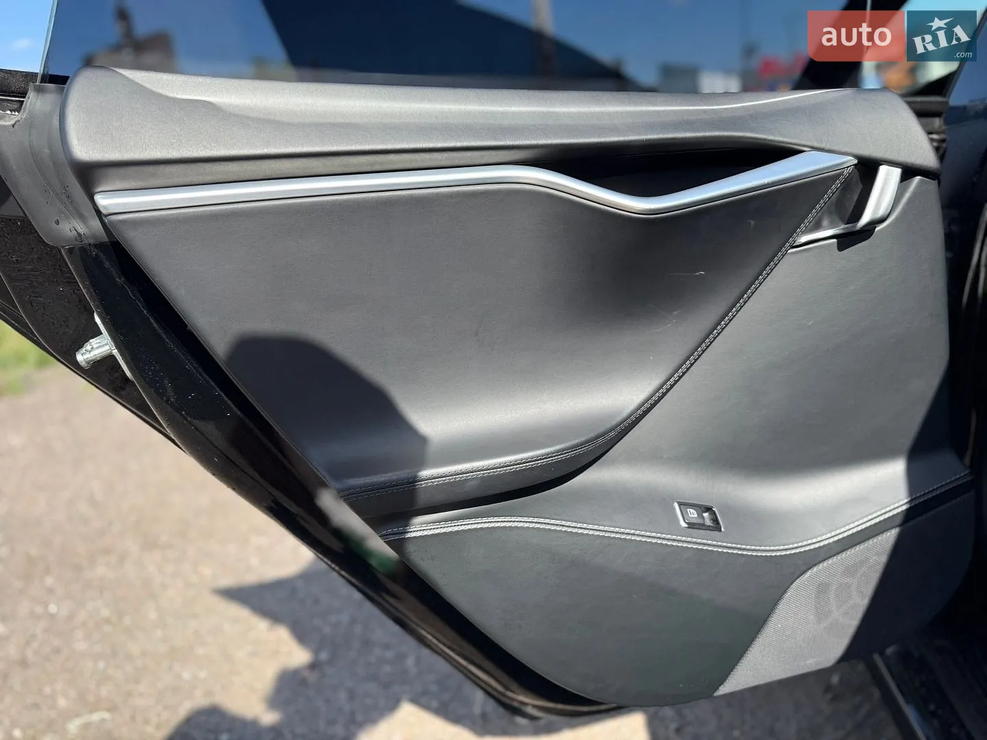 2016 Tesla Model S - мініатюра 11