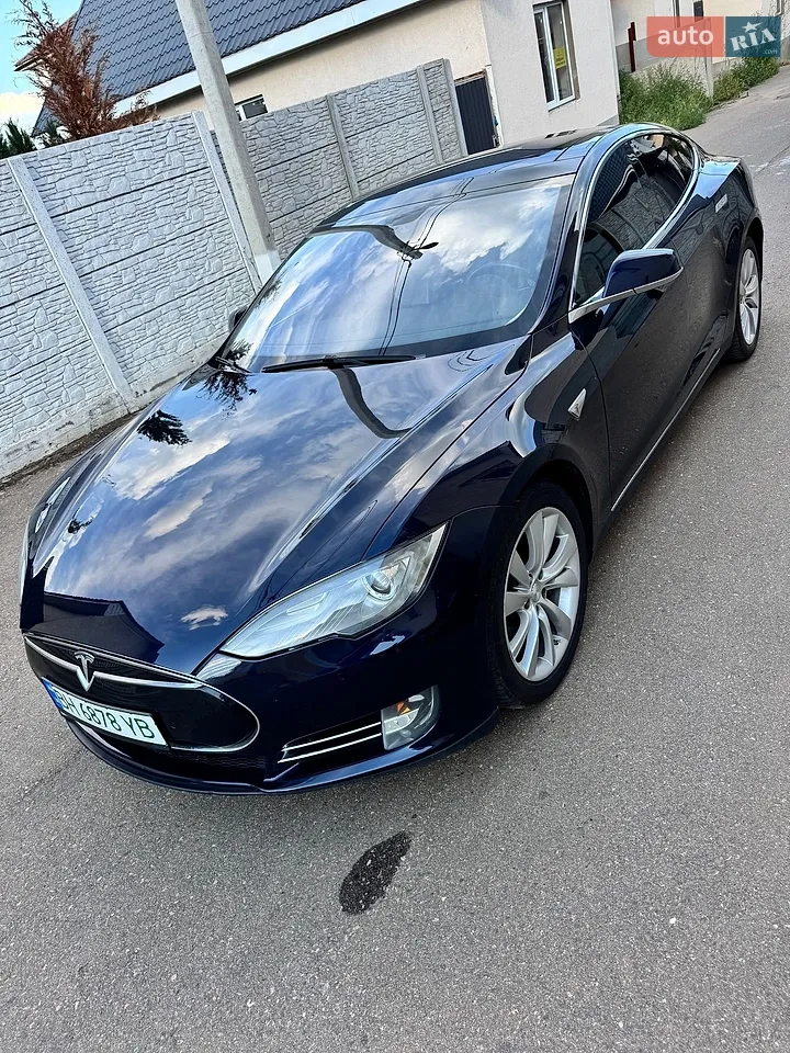 2015 Tesla Model S - мініатюра 15