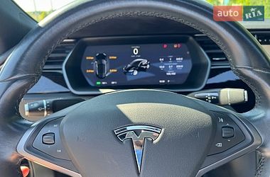 Лифтбек Tesla Model S 2018 в Львове