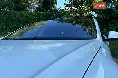 Лифтбек Tesla Model S 2013 в Львове