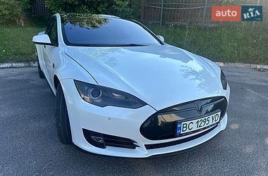 Лифтбек Tesla Model S 2013 в Львове