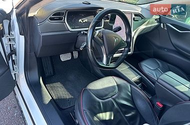 Лифтбек Tesla Model S 2013 в Львове