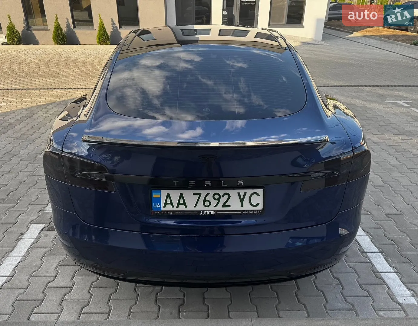 2016 Tesla Model S - мініатюра 10