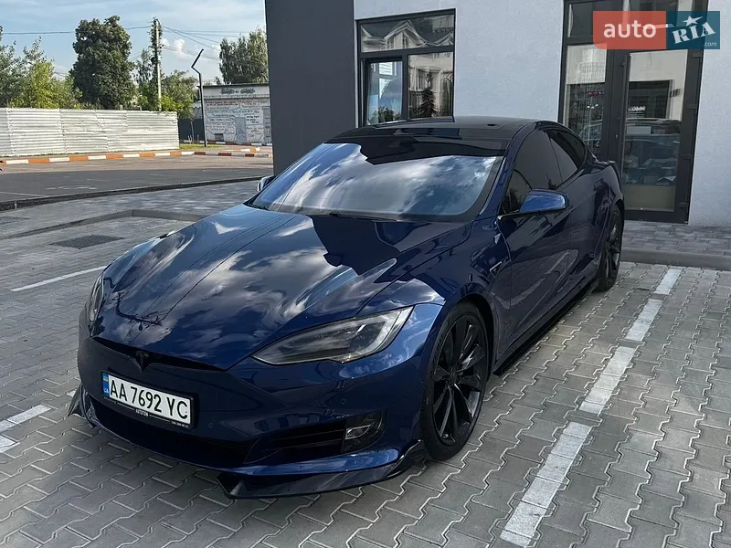 Tesla Model S
