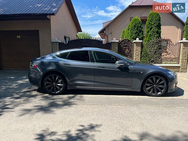 Лифтбек Tesla Model S 2017 в Сваляве фото 2 Лифтбек Tesla Model S 2017 в Сваляве