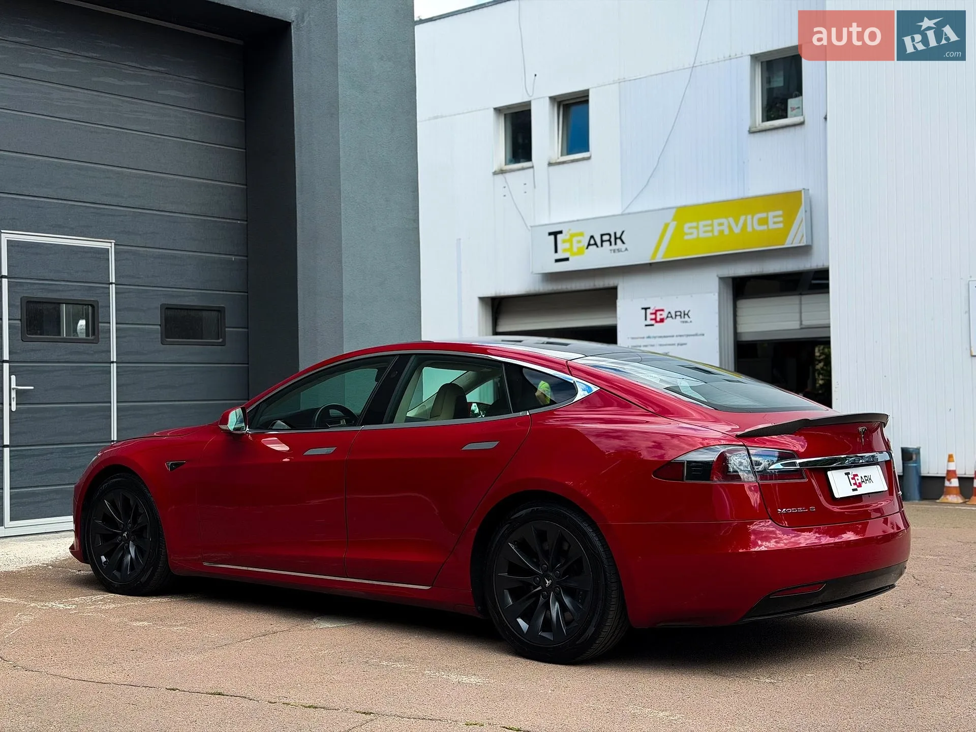 2017 Tesla Model S - мініатюра 8