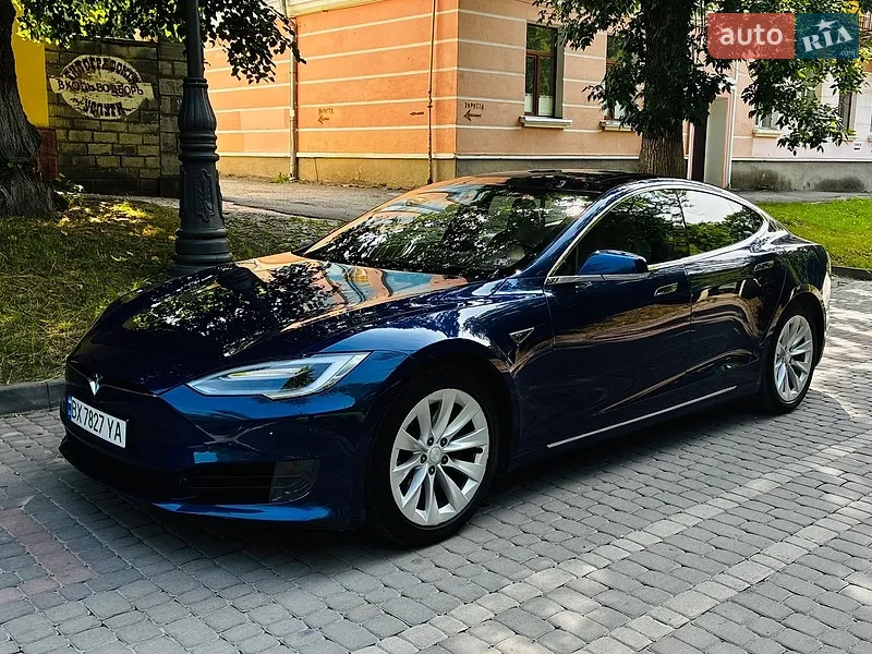 Tesla Model S