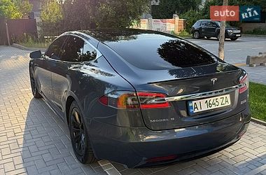 Лифтбек Tesla Model S 2017 в Киеве фото 9 Лифтбек Tesla Model S 2017 в Киеве