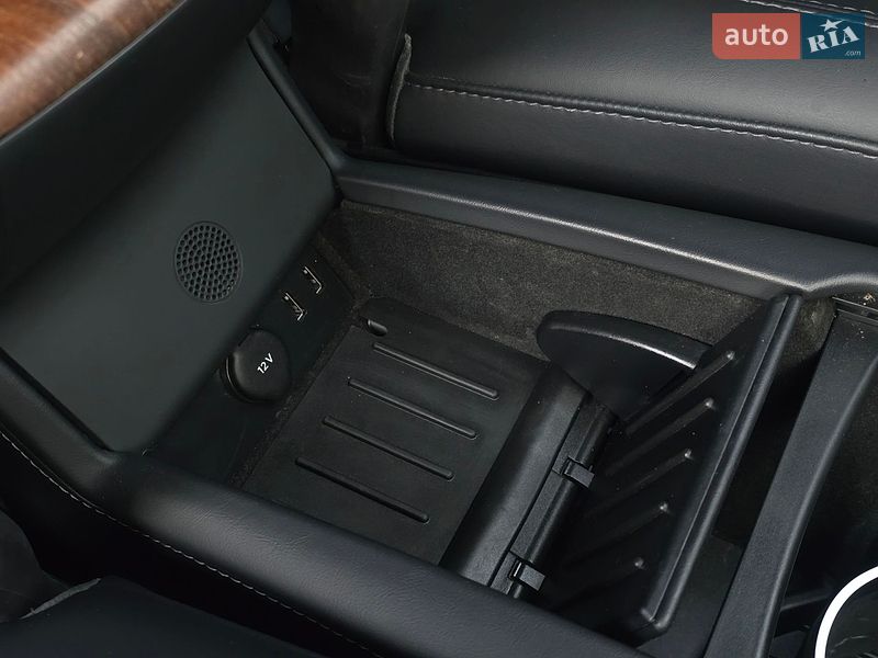 Ліфтбек Tesla Model S 2018 в Костопілі фото 48 Ліфтбек Tesla Model S 2018 в Костопілі