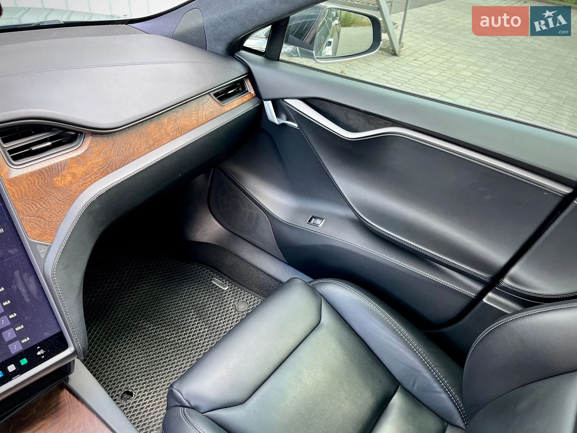 2019 Tesla Model S - мініатюра 18