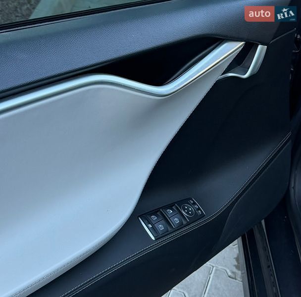 Лифтбек Tesla Model S 2015 в Белой Церкви фото 12 Лифтбек Tesla Model S 2015 в Белой Церкви