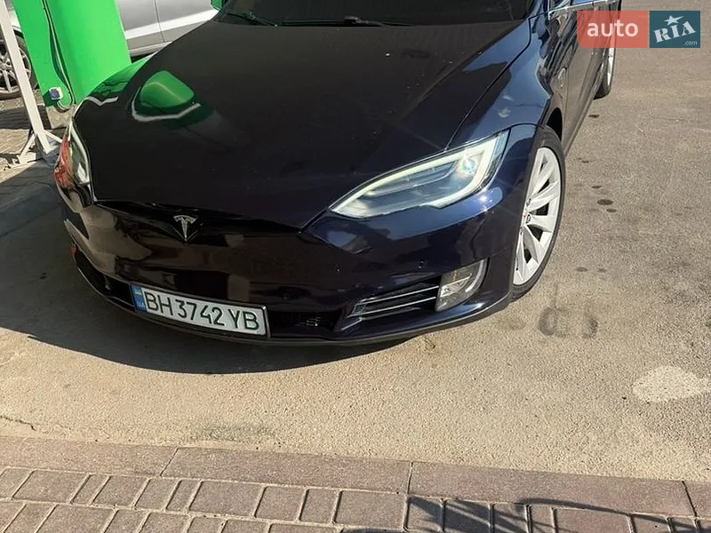 Tesla Model S