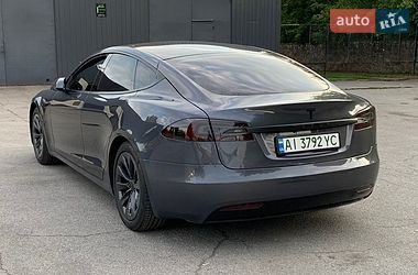 Лифтбек Tesla Model S 2017 в Сквире