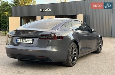 Лифтбек Tesla Model S 2017 в Сквире