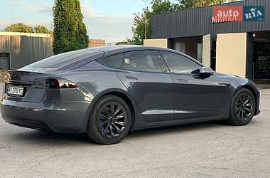 Лифтбек Tesla Model S 2017 в Сквире