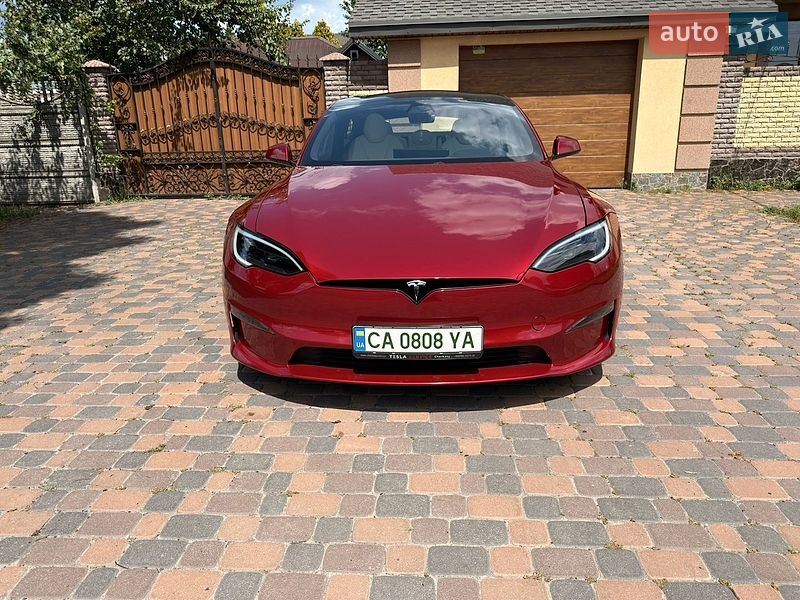 Лифтбек Tesla Model S 2023 в Черкассах