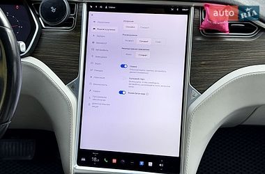 Лифтбек Tesla Model S 2015 в Киеве фото 18 Лифтбек Tesla Model S 2015 в Киеве