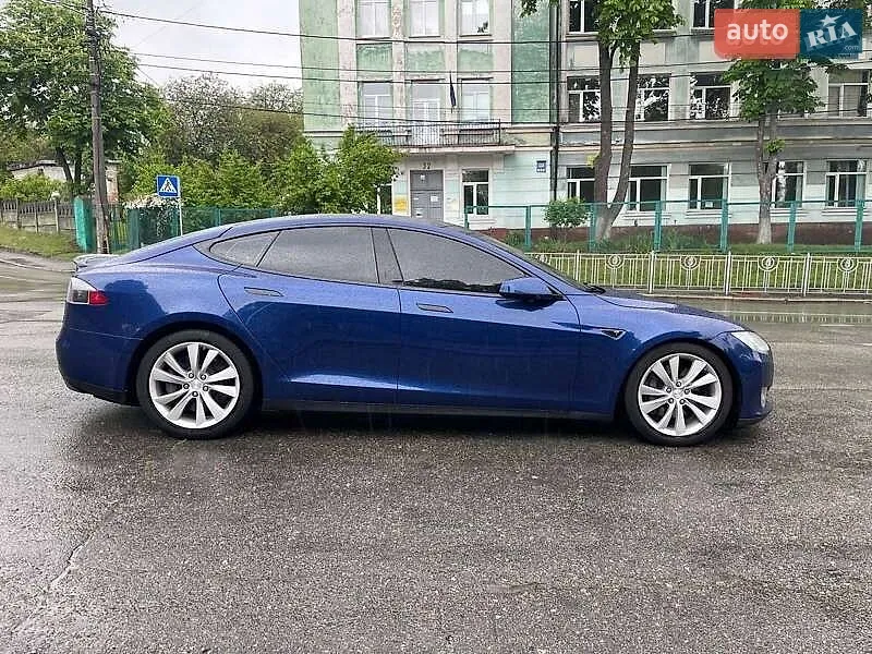 2015 Tesla Model S - мініатюра 6
