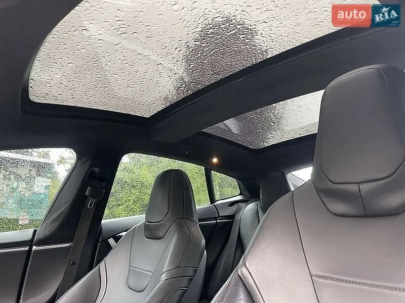 2015 Tesla Model S - мініатюра 12
