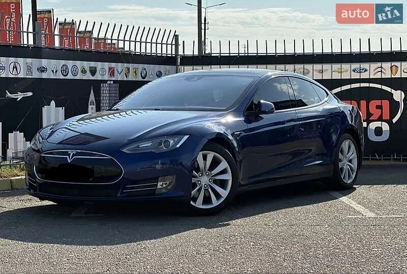 2015 Tesla Model S - мініатюра 3