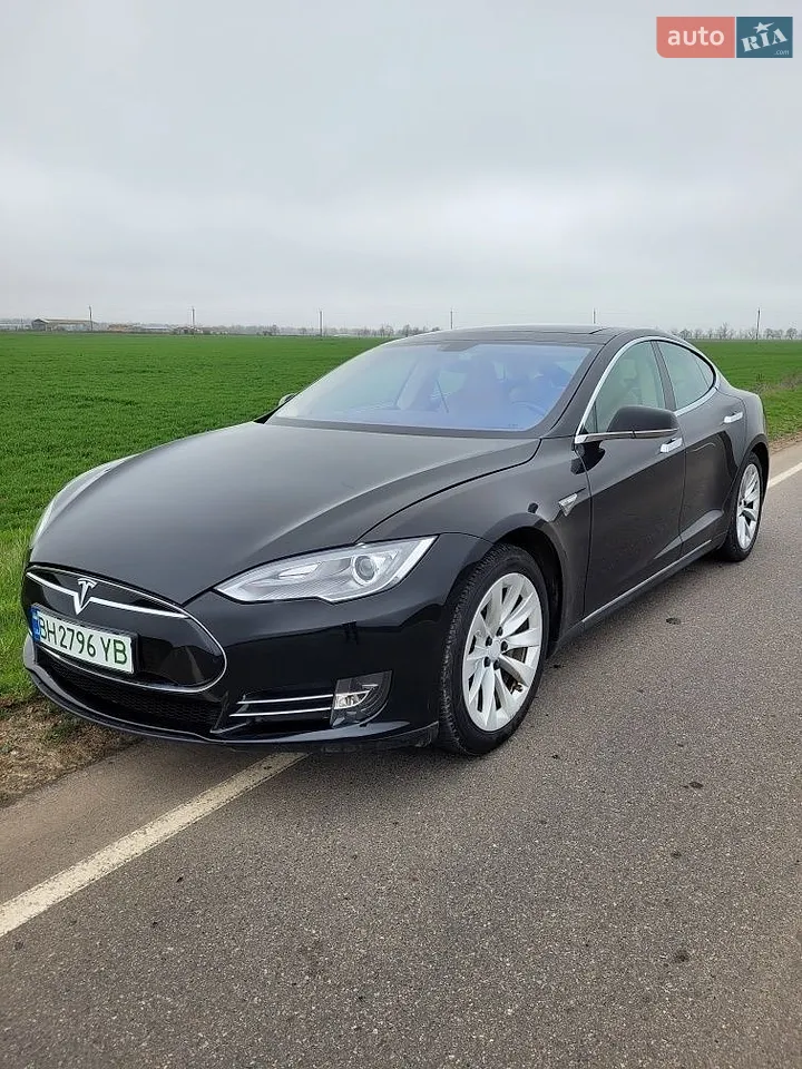 2014 Tesla Model S - мініатюра 24