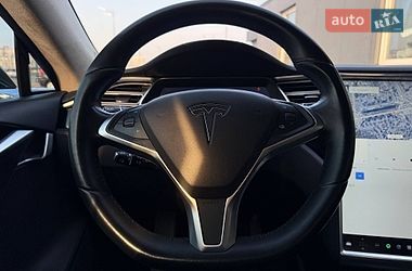 Лифтбек Tesla Model S 2015 в Киеве