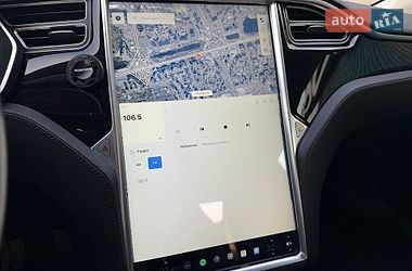 Лифтбек Tesla Model S 2015 в Киеве