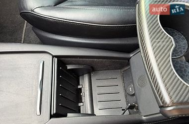 Ліфтбек Tesla Model S 2015 в Києві