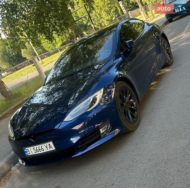 Tesla Model S 2017