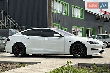 Лифтбек Tesla Model S 2023 в Первомайске